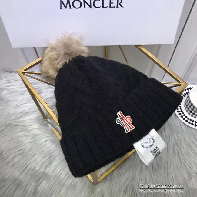 MONCIER蒙口 專櫃新品 原版高端羊毛+兔絨配狐狸毛球針織帽 LLWJ8582